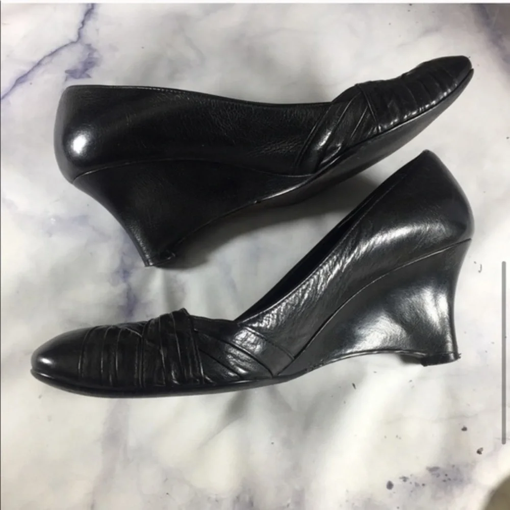 JOHNNY MOKE Black London Wedges Size 36